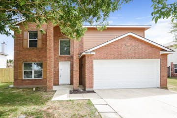 8130 Rosespur Park Schertz, TX 78154